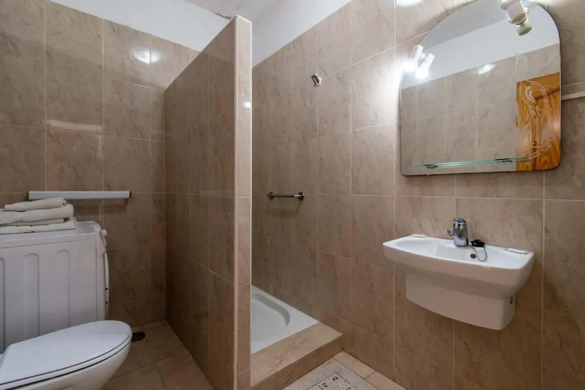 Las Floritas 22 - One Bed Ground Floor With Pool View Playa de las Americas  Spain