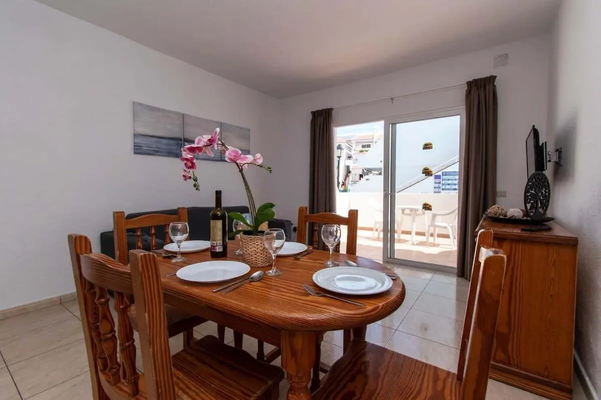 Las Floritas 22 - One Bed Ground Floor With Pool View Playa de las Americas