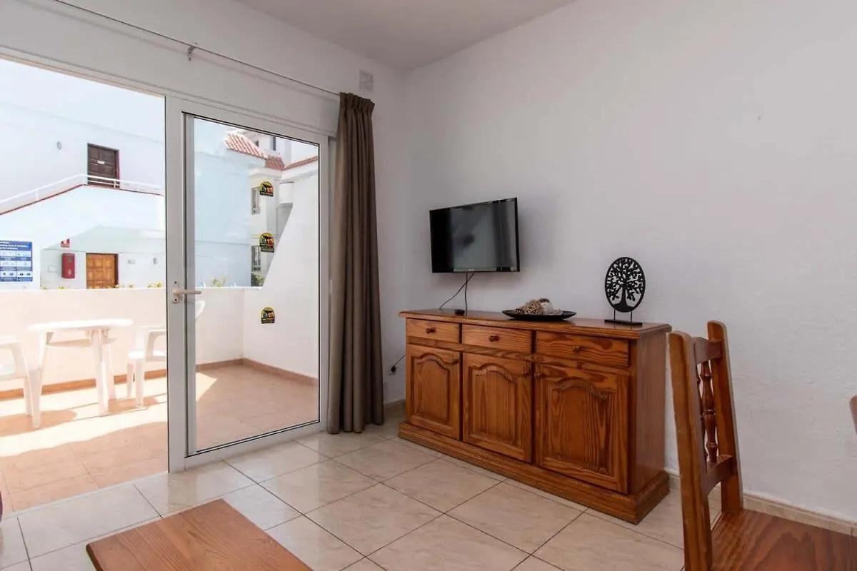 Apartment Las Floritas 22 - One Bed Ground Floor With Pool View Playa de las Americas