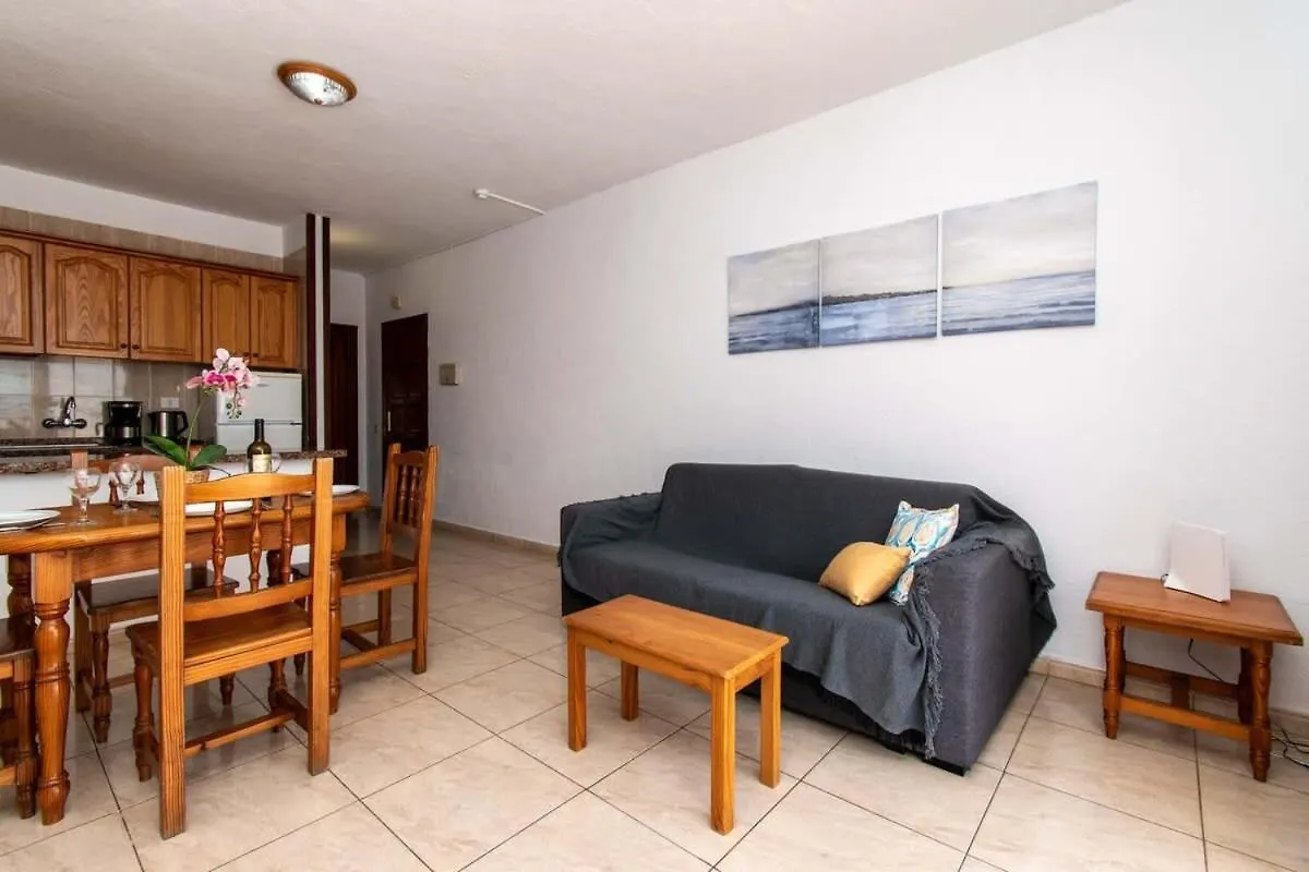 Las Floritas 22 - One Bed Ground Floor With Pool View Playa de las Americas  Playa de las Americas (Tenerife)
